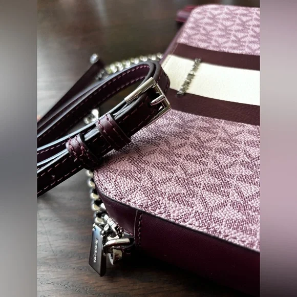 Michael Kors Jet Set Medium Logo Camera Bag in Royal Pink Multi - Picture 8 of 9